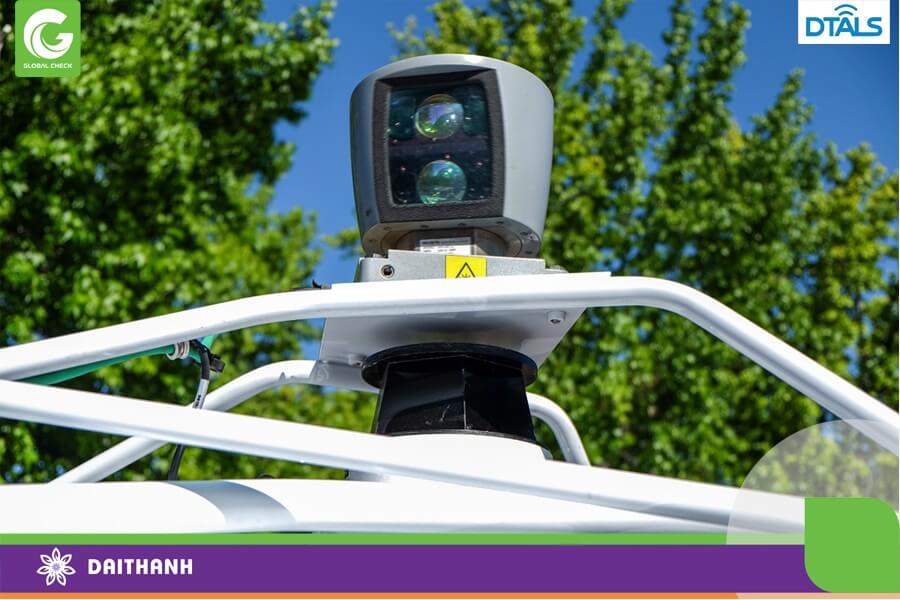 Thiết bị quét LiDar lắp trên xe để khảo sát và đo địa hình chính xác