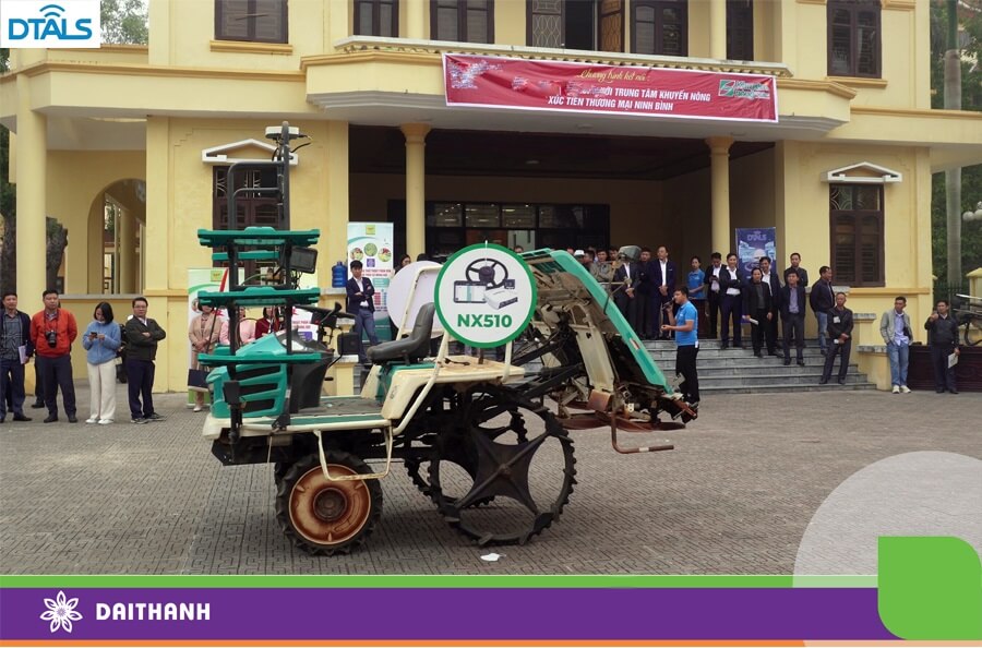 Trải nghiệm máy cấy không người lái NX510 tại sự kiện