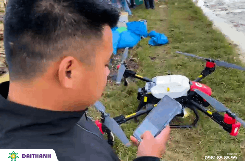 Sạ lúa Xuân-Mô hình ứng dụng toàn diện máy bay phun thuốc tại Bắc Ninh 8